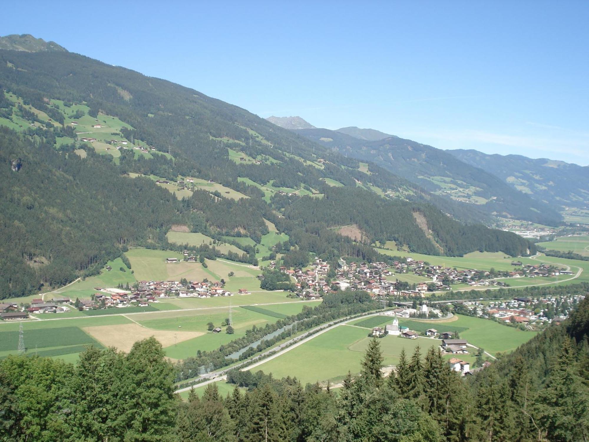 Haus Christl Apartment Aschau Im Zillertal Exterior photo