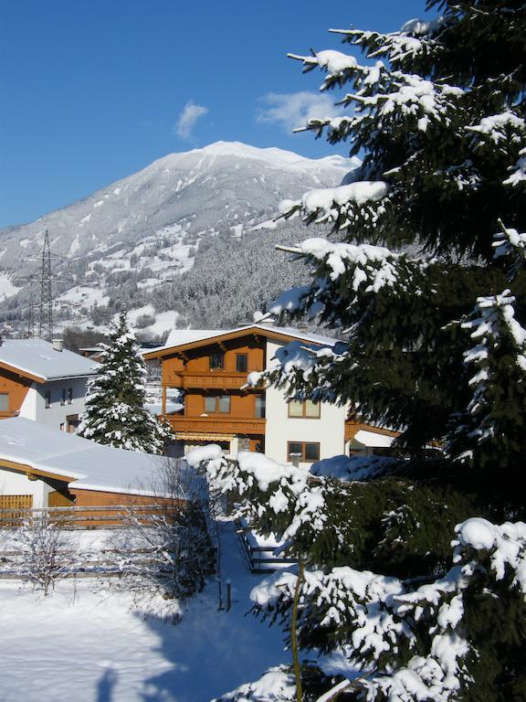 Haus Christl Apartment Aschau Im Zillertal Exterior photo